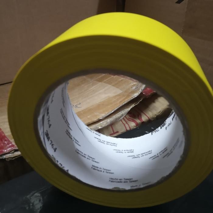 

Neosign - Floor Marking Tape 764 Yelow 2 Inch X 33 M