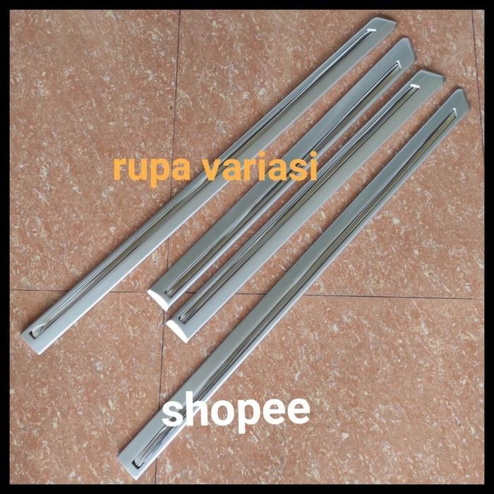 Terlaris List Body Lis Moulding Samping Bodi Mobil Toyota Avanza / Xenia 2004 Sampai 2011 2010 2009