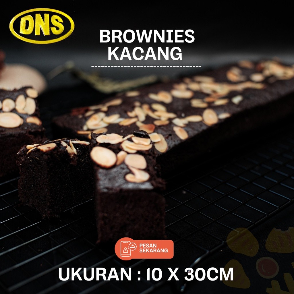 

Brownies Kacang Besar 800gr / Brownies Kacang PREMIUM / Cemilan Enak