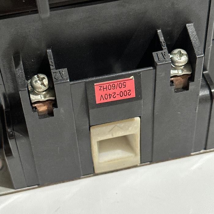 KONTAKTOR 200A 3PHASE 3P S-N150 SN150 MITSUBISHI