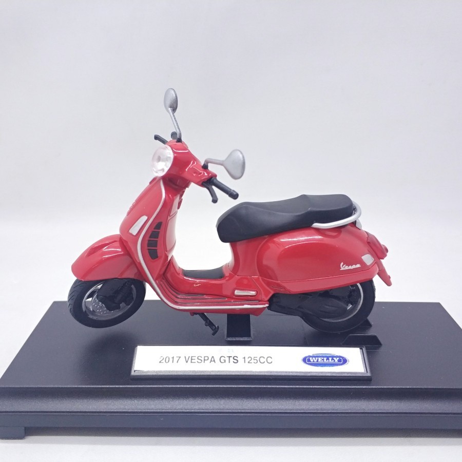 Diecast Vespa GTS 125CC 2017 clasik Miniatur motor klasik welly