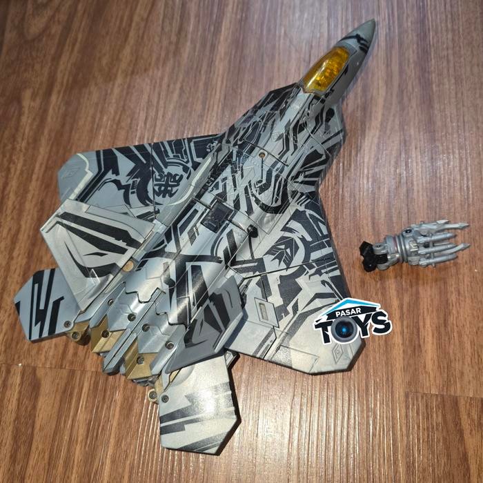 STARSCREAM LEADER CLASS TRANSFORMERS HFTD