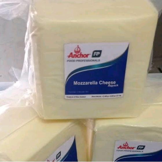 

Keju Mozzarella Anchor Cheese