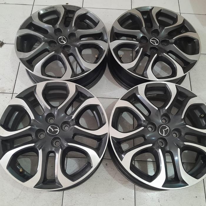 Velg Mobil Second Oem Mazda 2 Ring 16x6.5 pcd 4x100 Et 40
