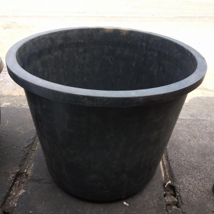 POT TANAMAN KARET YASINDO BT 85