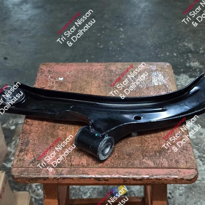 Oem Lower Arm Balljoint Assy All New Sirion (M804) 2019 2020 2021 2022 2023 2014 Ke Atas