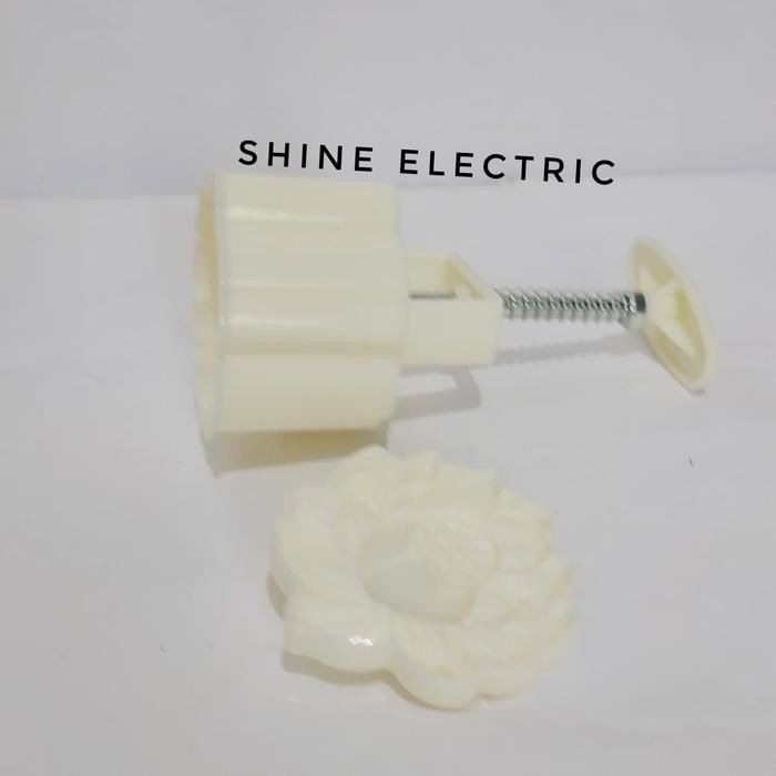 

Cetakan Kue Bulan 2020 150Gr Moon Cake Press Lotus Teratai 1 Pc Gratis Ongkir