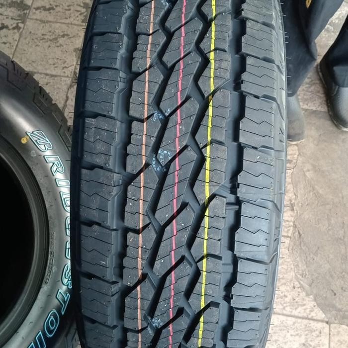 Ban Mobil Bridgstone 275 70 16 Dueler AT 002 Toyota Landcruser Hilux Ford Double cabin