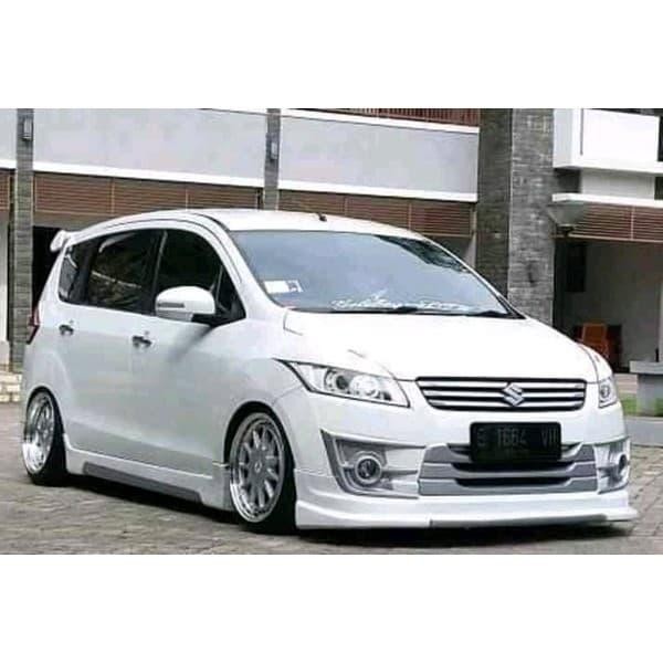 mata sipit Suzuki Ertiga