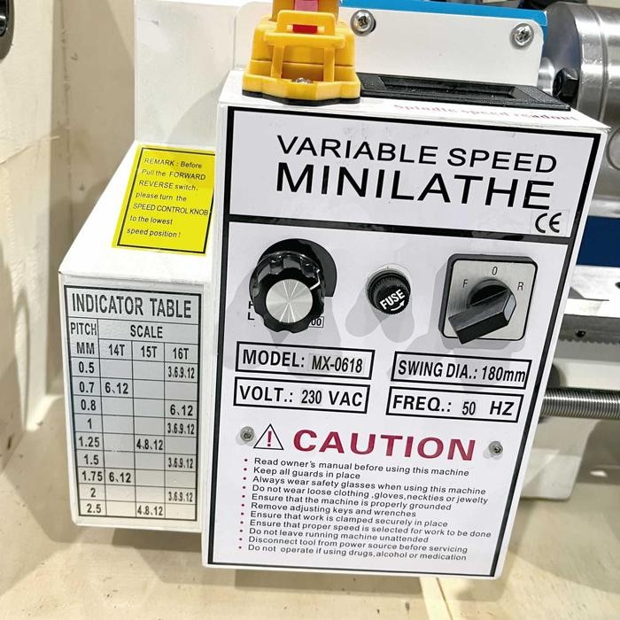 Elmazhgang Alat Mesin Bubut Mini Lathe Metal Working 550 watt cj0618