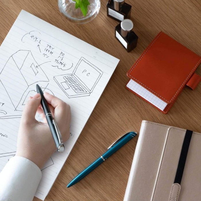 

DISKON SUPER SP PRICE PENTEL PHILOGRAPHY 0.5MM PREMIUM GEL PEN (COLOR: NAVY BLUE) COD