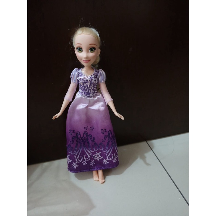KODE C Boneka Barbie Rapunzel preloved