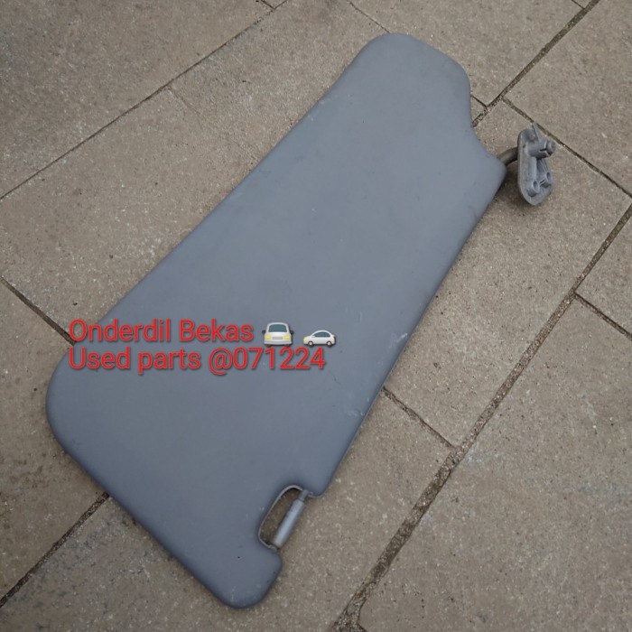 sunvisor sun visor kanan hyundai trajet