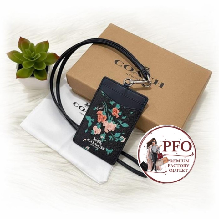 

Gantungan Lanyard CH 91792 Rose Bouquet Print Midnight Navy