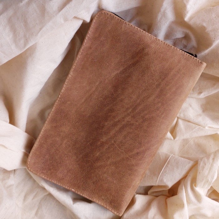 

Ready Alkitab Cover Resleting Kulit Sapi Asli [Premium Leather]