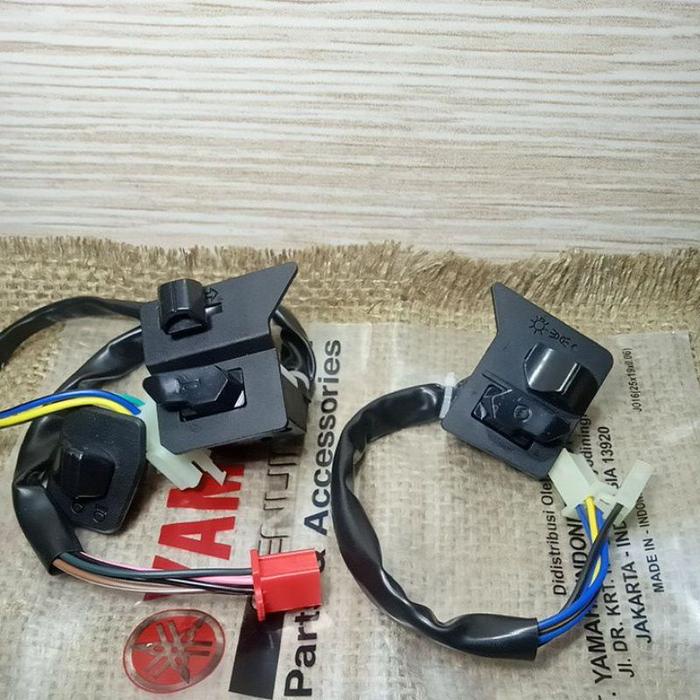 Saklar Set Kanan Dan Kiri Motor Yamaha Vega Zr Vega Rr Klakson Lampu