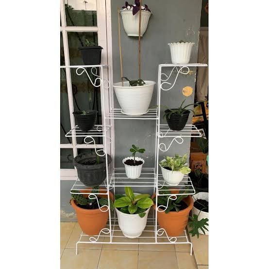 rak bunga besi minimalis 9susun