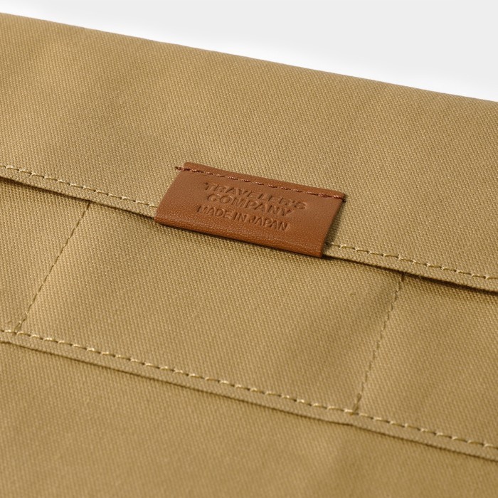 

Traveler's Notebook Cotton Zipper Case Regular Size Olive / Beige / Tea Travelers Factory Papercloth