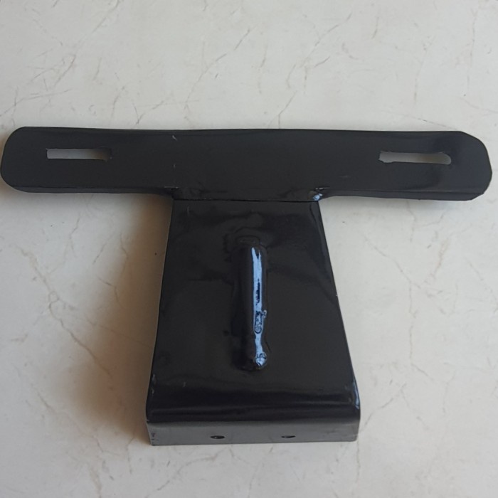 DUDUKAN PLAT NOMOR DEPAN HARDTOP FJ40 BJ40