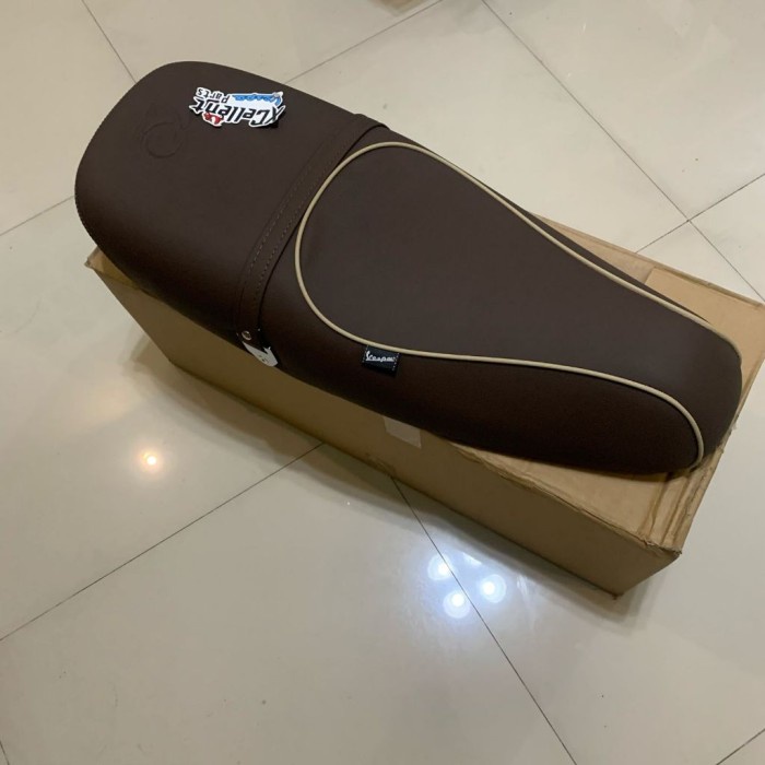TERLARIS Jok Panjang Vespa PX / New PX / PS / Exclusive Import Coklat