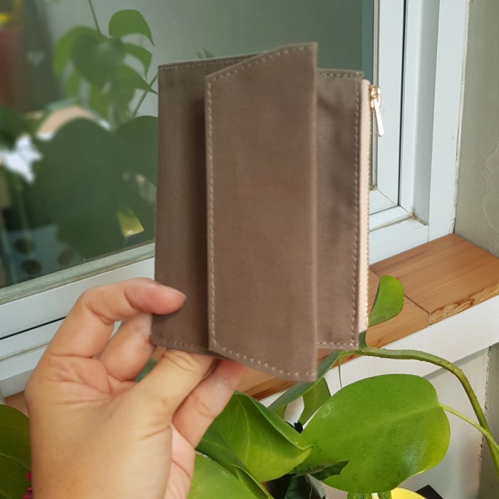 

Canvas zipper pouch for Travelers Notebook size passport