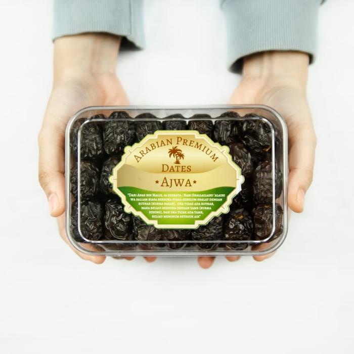 

terbaru !!! kurma ajwa premium jumbo 500 gr 100% grade a ready