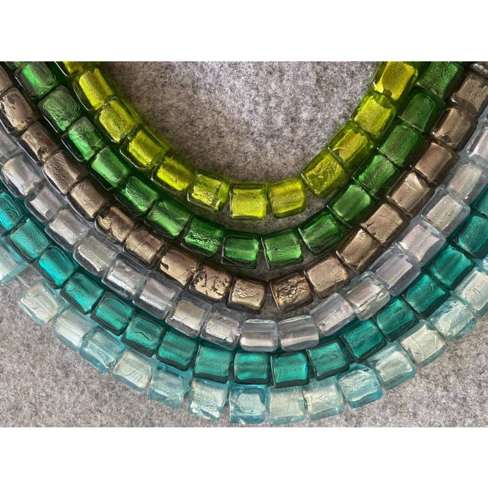 

monggo] FOIL BEADS PERSEGI ATAU KOTAK