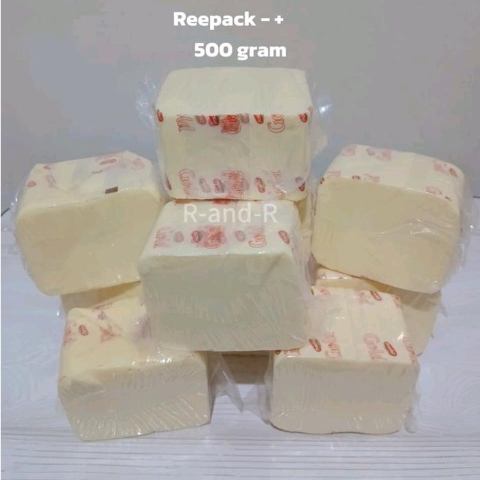 

Keju prochiz gold cheddar 500 gram/ Keju kiloan/keju balok Cheese Bahan spesial pro