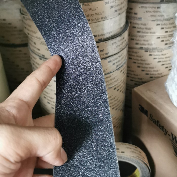 Anti Slip Tangga - Anti Licin Lantai - Garasi Safety Walk Tape 3M