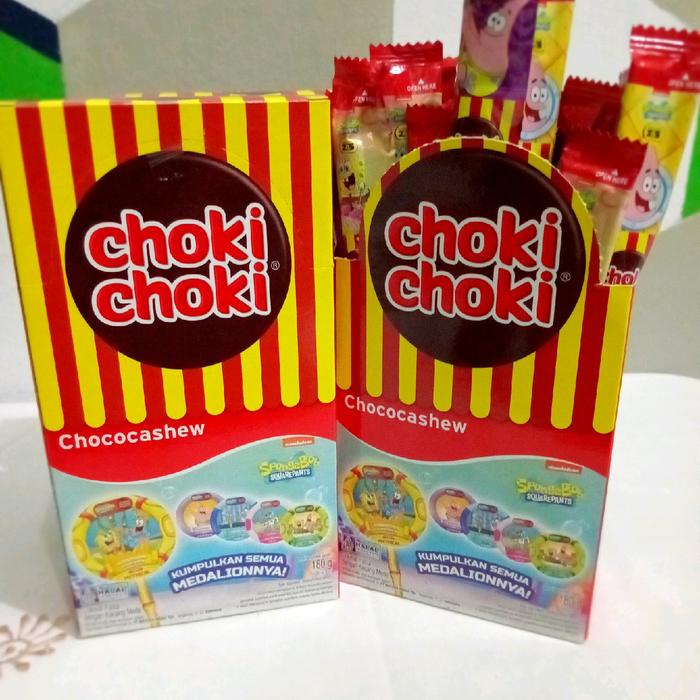 

Paket 2 box Choki Choki Chococashew ,coklat @ 180g isi 20pcs coklat pasta Snack Cokelat Susu