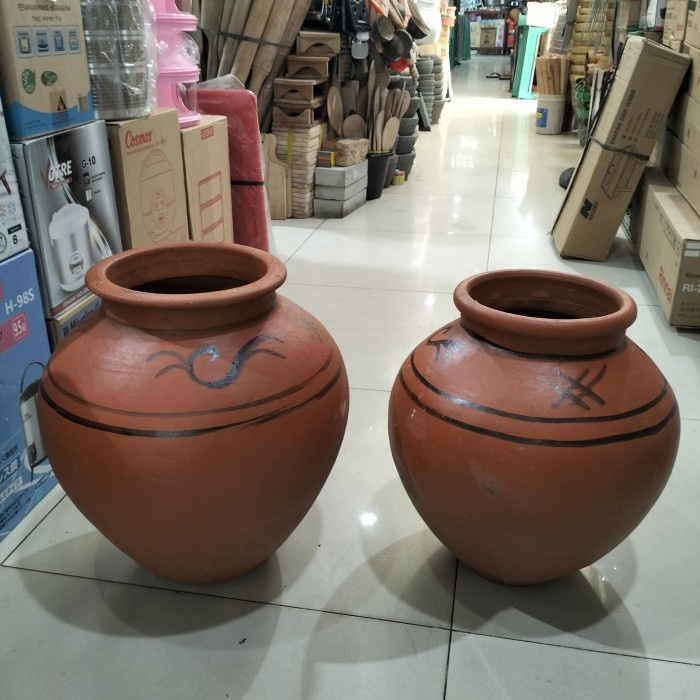 Gentong Tanah Liat Besar / Gentong Beras / Gentong Air 15 Liter - Asli