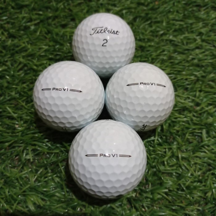 BOLA GOLF BEKAS GRADE A TITLEIST VI 12PCS