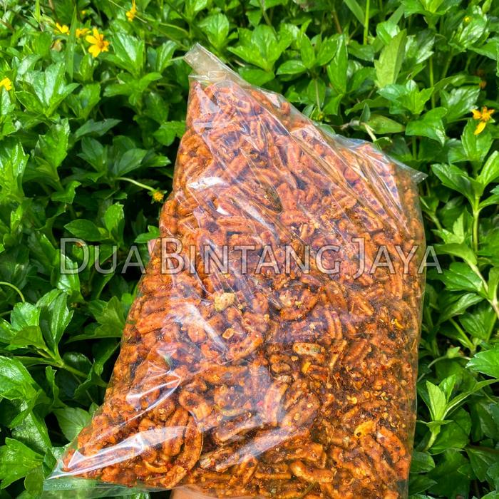 

MAKANAN KRIPIK SEBLAK CEKER 1KG PEDAS FOOD