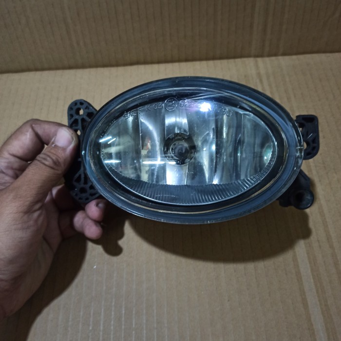 foglamp lampu kabut mercedes benz E class W211 ML W164  W463 kanan ori