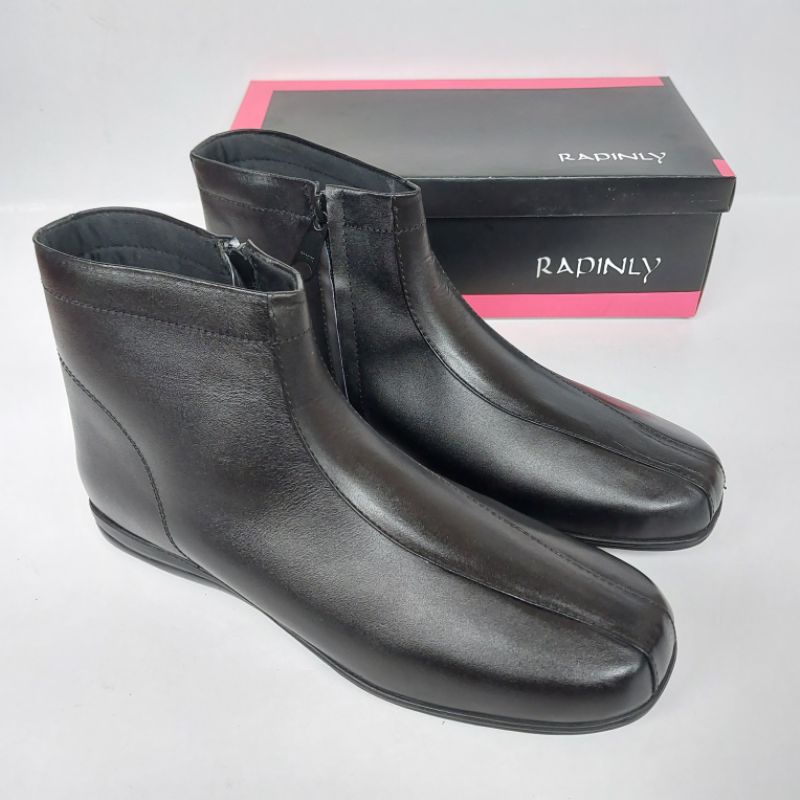 Limited Sepatu Boot Flat Wanita Kulit Asli