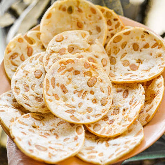 

Kripik Keripik Tempe Sagu Gurih Renyah Kiloan Grosir Murah