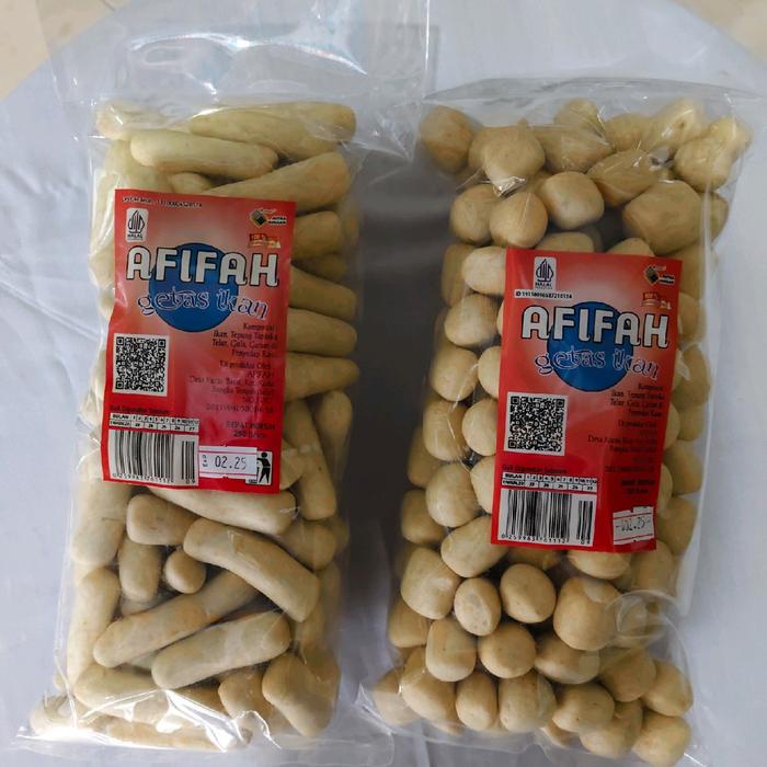 

GETAS IKAN BULAT 250GR DAN GETAS IKAN PANJANG 250GR 2PCS SNACK KHAS BANGKA