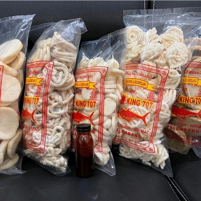 

Paket Mix 1Kg 5 bungkus(Kerupuk Sanggul,Kancing Super,Mini Super,Kemplang Kulit,Kerupuk Sanggul