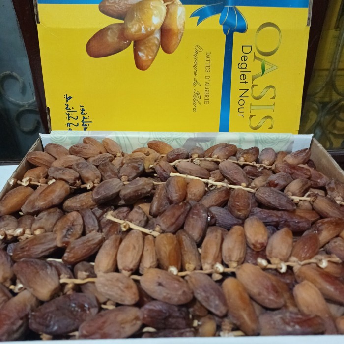 

Kurma tunis 5kg OASIS deglet nour kurma tunis tangkai