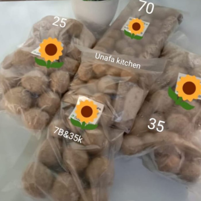 

HJK bakso daging sapi homemade tanpa pengawet free bumbu kuah isi 70 butir