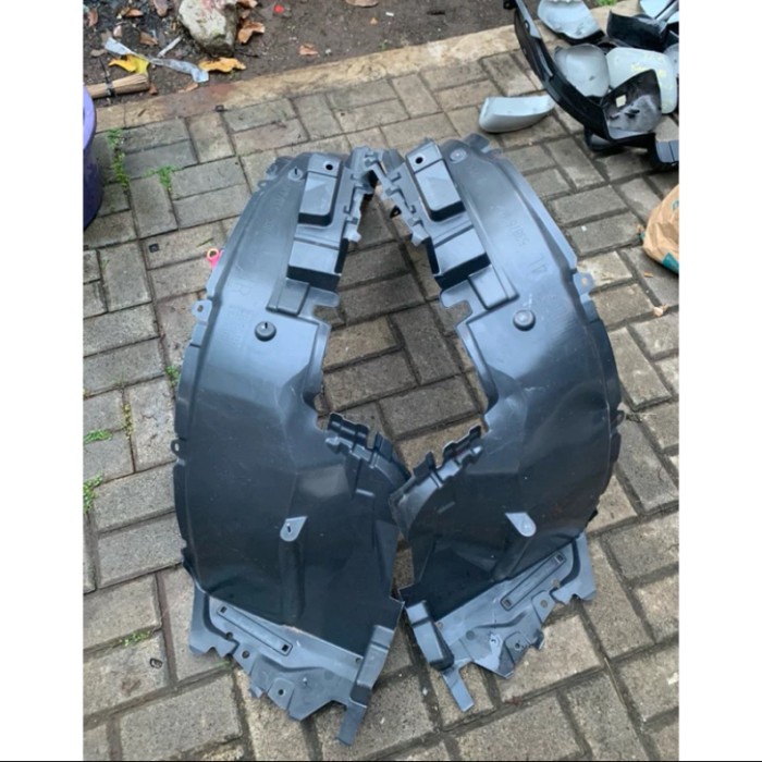 Liner Fender Rush Terios 2019-2023 Original / Spakbor Depan Rush Terios Original