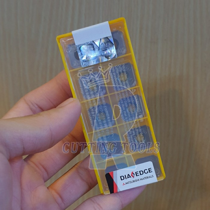 INSERT SEMT 13T3 AGSN-JM MITSUBISHI INSERT MILLING