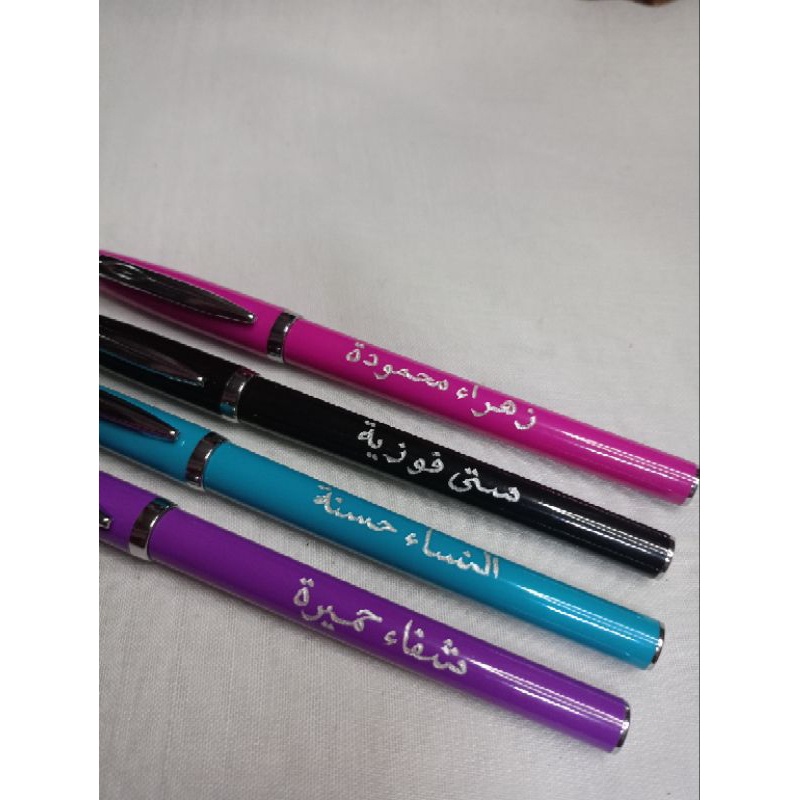 

IK! Bolpoin Souvenir Ukir Nama Latin/Arobi Gel 0.7mm Gravier Manual/Handmade