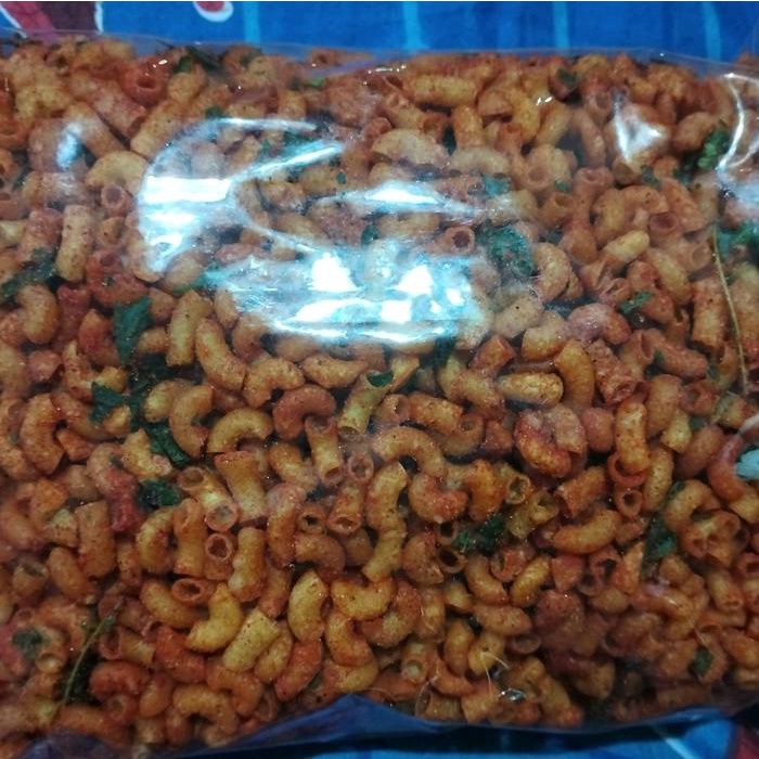 

Makaroni Renyah Pedas Daun Jeruk 1kg