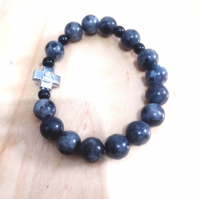 gelang Rosario batu Labrador