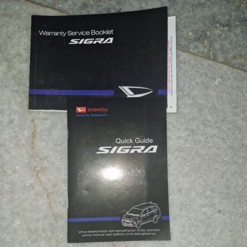 Buku Manual Mobil Daihatsu Sigra Asli + Buku Servis nya Kondisi Bekas.