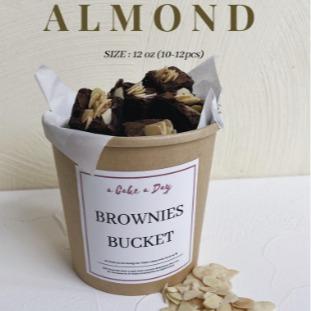 

Brownies Panggang Bucket a Cake a Day 12oz ALMOND