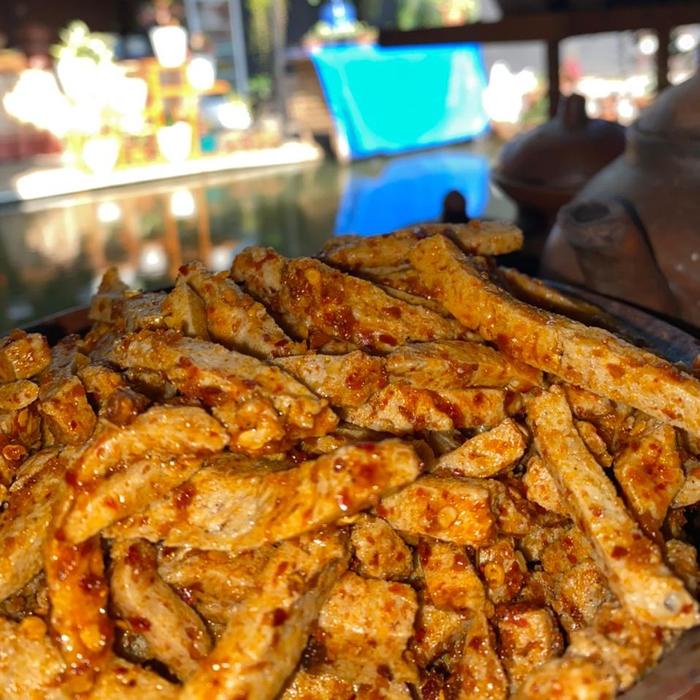 

PROMO BUY 1 KRIPCA PEDAS 200GR GET 1 KRIPCA ORIGR+CIMOL 50 GR+KURMA SUKARI