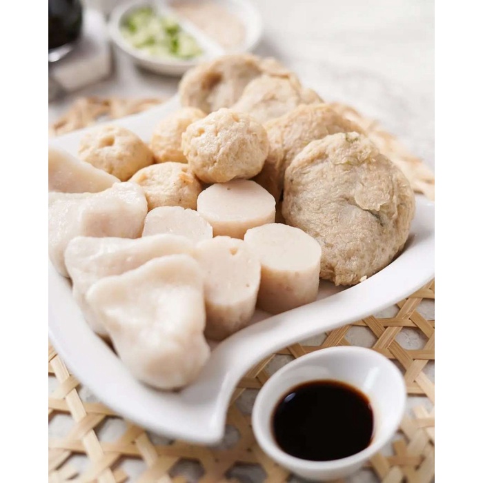 

Promo Terbatas Pempek Candy Empek Empek Candy Asli Palembang Paket 150Rb Kecil Aman