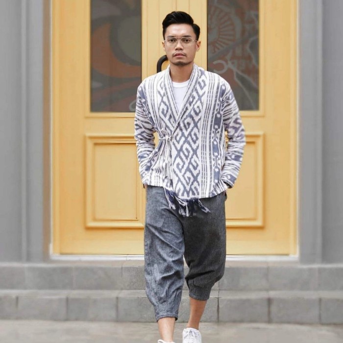 OUTFIT TENUN PRIA BLAZER TENUN SERAGAM TENUN